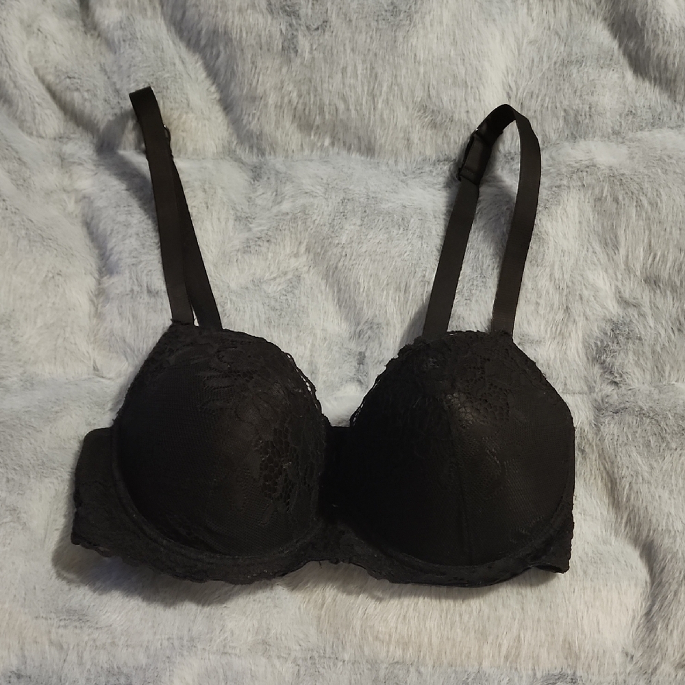 Women's Black Lace BRA Size 36D Push-Up Underwire Padded Adjustable Straps NWOT